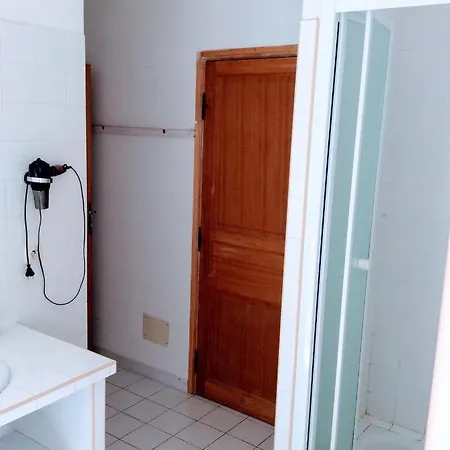 فيلة De Luxe A + Piscine Privee *