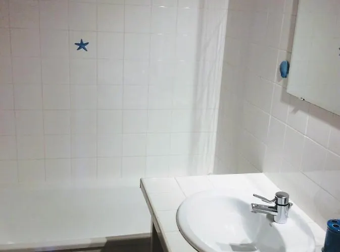 De Luxe A + Piscine Privee *